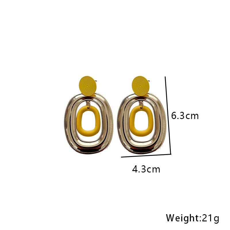Simple and fashionable geometric oval earrings for women